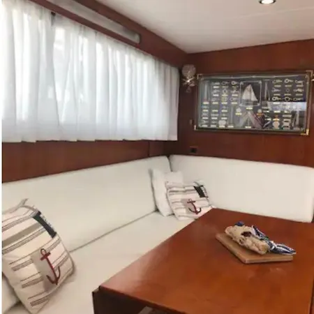 Dreams Yacht